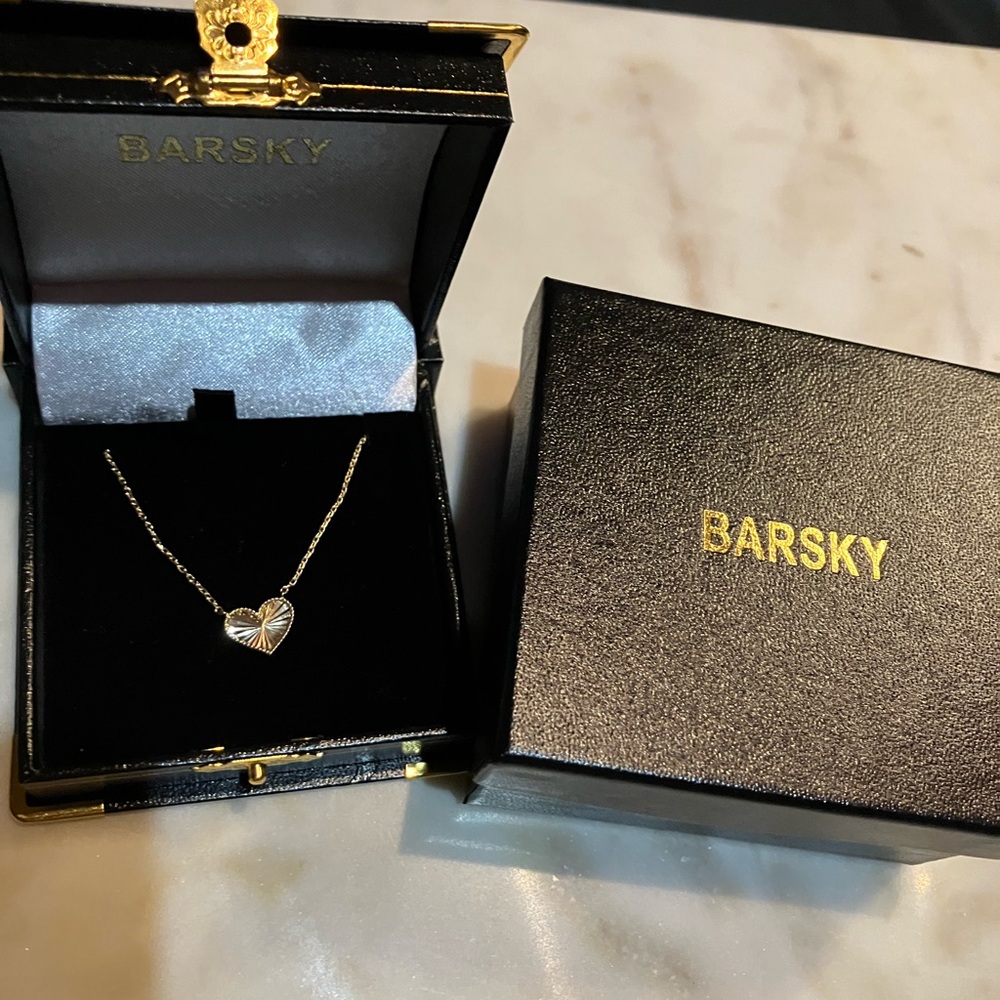 BARSKY PHILADELPHIA JEWELERS 14k HEART NECKLACE
